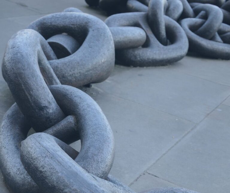 Łańcuch jest symbolem wytrzymałosści